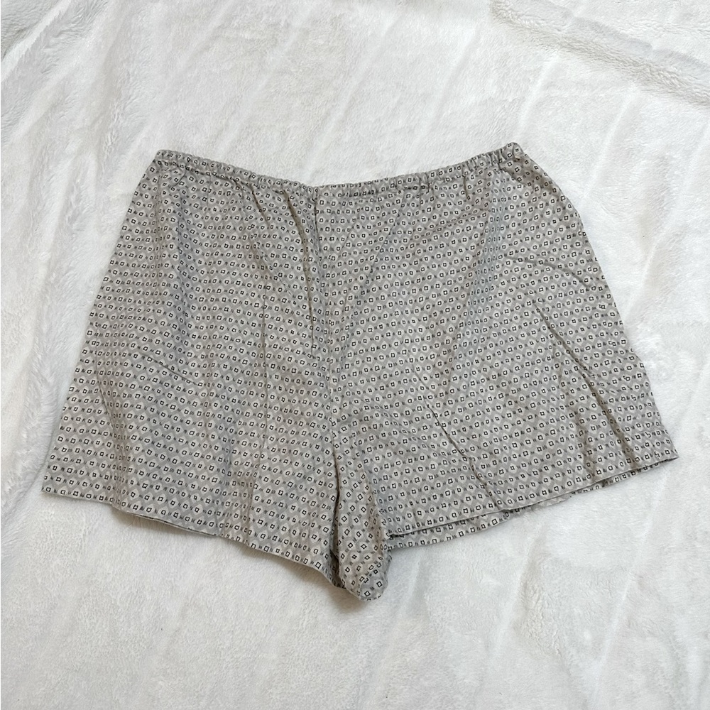 Victoria Secret Boxers - Picture 2 of 5
